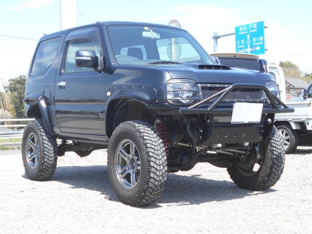 ランドベンチャー　４ＷＤ　ＡＴ　リフトアップ　社外バンパー　オーバーフェンダー　社外マフラー　社外テール　ナビ　ＴＶ　ＥＴＣ２．０　バックカメラ　リアスポ　社外グリル