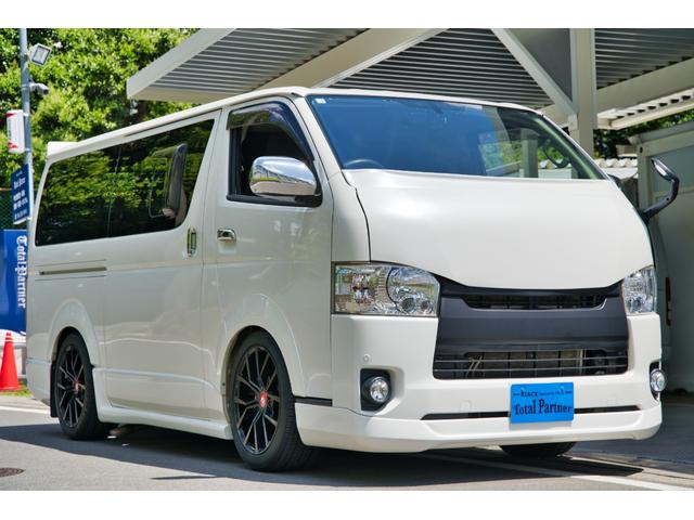 ロングスーパーＧＬ　４ＷＤ／３．０００ｃｃ／エアサス公認／リップ／バットフェイス／ＬＥＤヘッドライト／サイドスカート／リアエアロ／ゼロブレイク１８ＡＷ／ＴＯＹＯタイヤ／ナビ／ブルートゥース／地デジ／デジタルインナーミラー