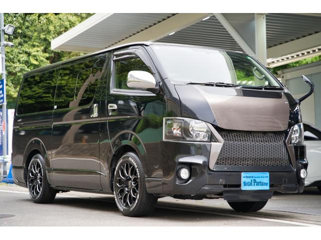 ロングスーパーＧＬ　６速ＡＴ／ガソリン／２．０００ｃｃ／ＥＳＳＥＸエアロ／ＥＳＳＥＸ１７インチＡＷ／４１５コブラＬＥＤテール／スマートキー／Ｗエアーバック／サイドスライドガラス／ナビ／ブルートゥース／地デジ／ＥＴＣ
