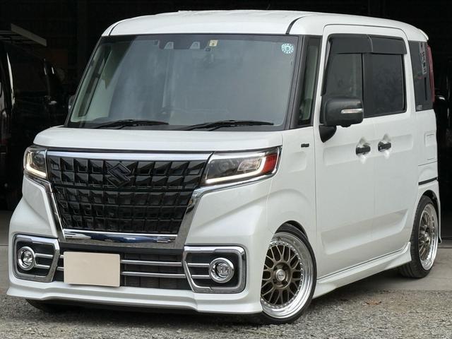 スペーシアカスタム(スズキ) ハイブリッドＸＳターボ　後期型　ＦＯＣＡＬツイーター＆スピーカー　ＨＥＬＩＸパワーアンプ　ＫIntercoolerＫＥＲパワードサブウーファー　ＷＯＲＫマイスター１６インチＡＷ　ＲＳＲDampers　ブラックメッキグリル　両側パワースライドドア 中古車画像