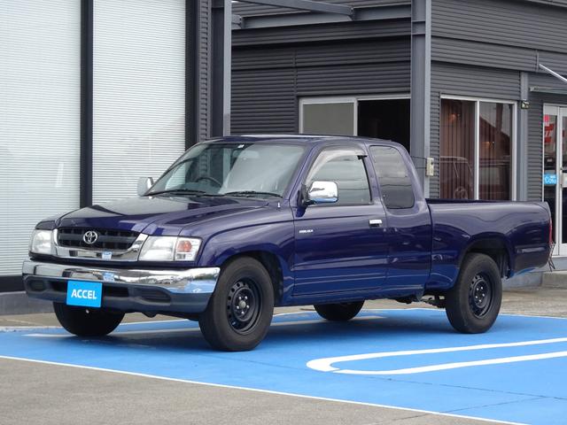 TOYOTA HILUX SPORTS PICK UP EXTRA CAB | 2002 | DARK BLUE TOYOTA HILUX SPORTS PICK UP EXTRA CAB | 2002 | DARK BLUE