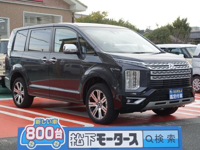 Ｐ　２．２Ｌクリーンディーゼル　４ＷＤ　８人乗り　オリジナルナビ取付パッケージＩＩ　マルチアラウンドモニター