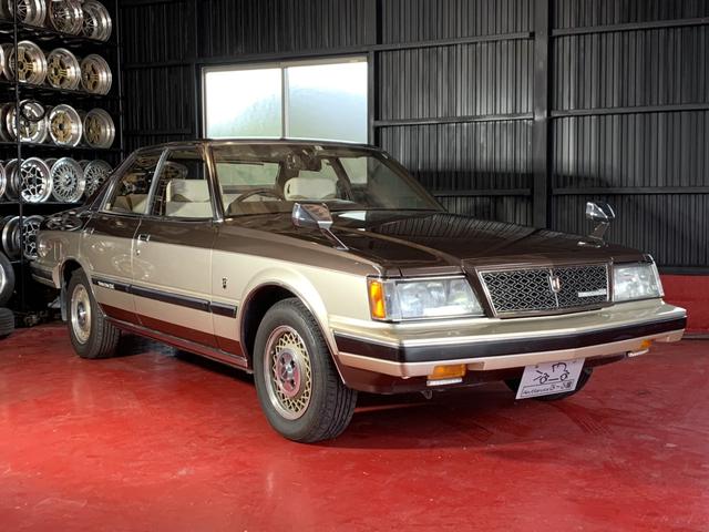 トヨタ マークII グランデ ツインカム24 純正5速 エグゼクティブトーニングの中古車|グーネット中古車 1982トヨタ純正部品カーアクセサリーカタログ