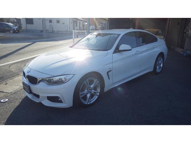 ４シリーズ(BMW) ４２０ｉグランクーペ　Ｍスポーツ　車検令和９年９月まで　オートトランク　純正ナビ　バックカメラ　インテリジェントセーフティ　アダプティブクルーズコントロール　コーナーセンサー　スマートキー　ミラー内蔵ＥＴＣ　純正１８インチアルミ 中古車画像