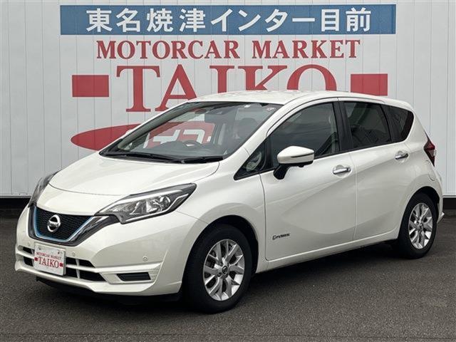 日産 ノート ｅ－パワー　Ｘ　ＥＴＣ　全周囲カメラ　ナビ　ＴＶ　クリアランスソナー　レーンアシスト　衝突被害軽減システム　アルミホイール　スマートキー　アイドリングストップ　電動格納ミラー　ＣＶＴ　盗難防止システム　レンタアップ