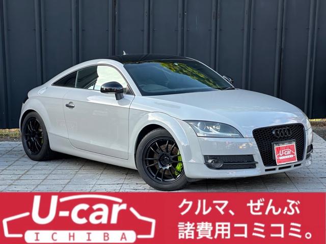 ２．０ＴＦＳＩ　クレヨングレーフルラッピング／蛍光グリーンブレンボキャリパーカバー／社外１７インチブラックアルミホイール／スモークテール／社外グリル／Ｂｌｕｅｔｏｏｔｈオーディオ／ミュージックサーバー／ＤＴＶ／ＥＴＣ