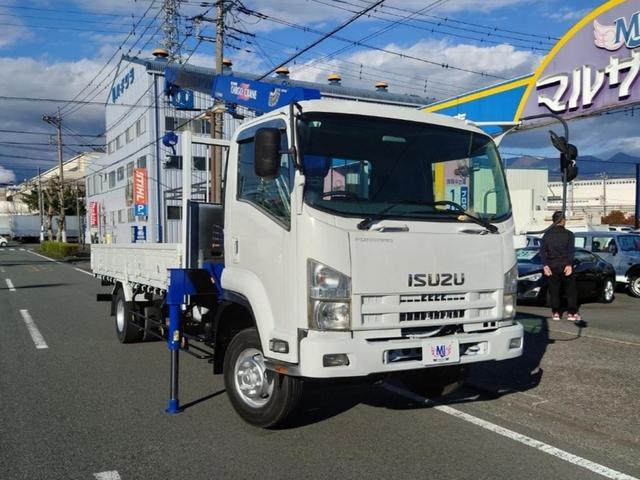 　２．７５ｔ４段クレーン　タダノＺＲ３０４　ディーゼルターボ　２．９３ｔ吊トラック　ＭＴ　後輪ダブル　ＥＴＣ　キーレスエントリー　ロープ穴６ケ　外装板金ペイント　長さ５３５ｃｍ　幅２１８ｃｍ