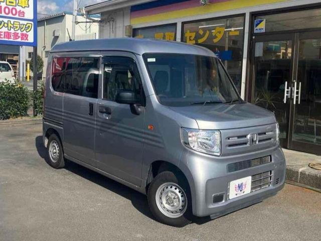 Ｇ・ホンダセンシング　バックカメラ　両側スライドドア　クリアランスソナー　オートクルーズコントロール　レーンアシスト　衝突被害軽減システム　キーレスエントリー　アイドリングストップ　ＣＶＴ　ＥＳＣ　エアコン　作業灯ＬＥＤ