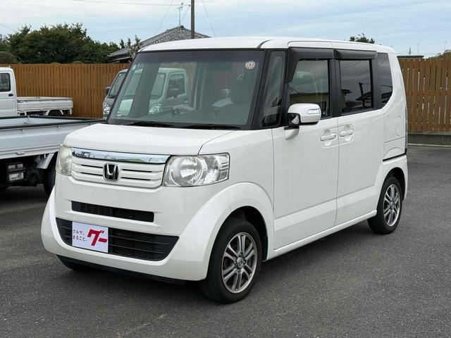 旅行やレジャーにと様々なシーンで期待に応えるナビ付！ 衝突安全ボディ　エアコン　パワーステアリング　パワーウィンドウ