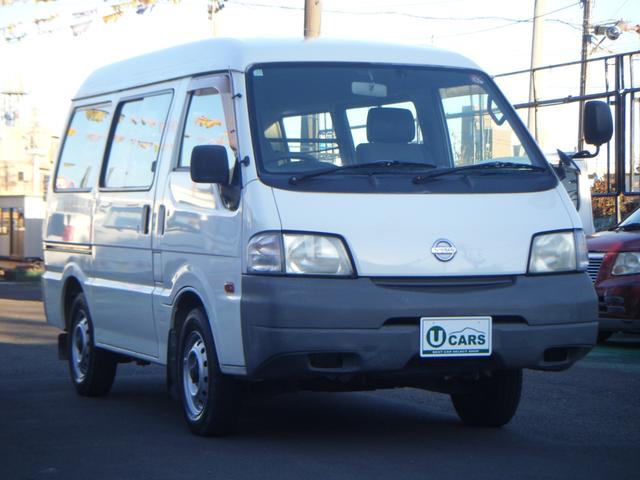 お手頃価格のライトバン入りました！！低床ハイルーフ！ 走行６１０２１ｋｍ！多少キズはりあますがまだまだお仕事のお役に立ちます♪