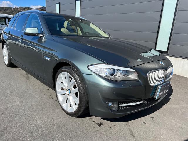 ｂｍｗ ５シリーズ ５５０ｉツーリング ディーラー車 左ハンドル サンルーフ ４４００ｃｃの中古車 グーネット中古車