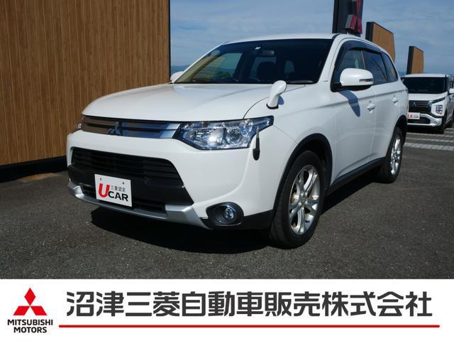 三菱 アウトランダー ２０Ｇ　２ＷＤ　純正ナビ　バックカメラ