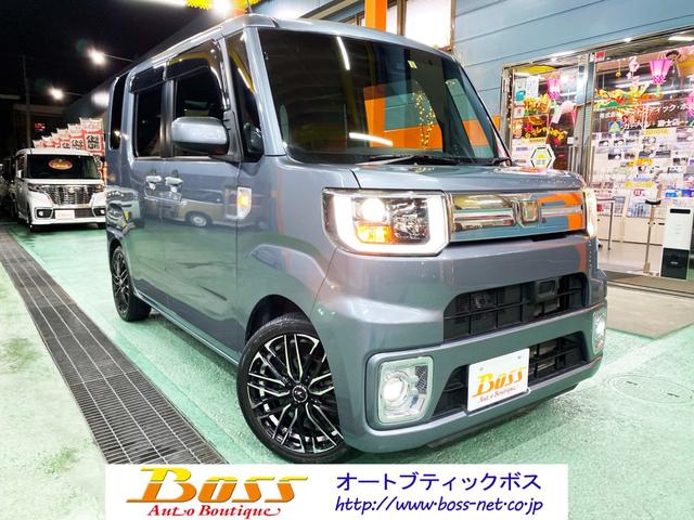 社外アルミホイール１６インチ＆レザーシートカバー付 ＢＯＳＳデザインフロアマットも新品、車検も２年付いての価格です。