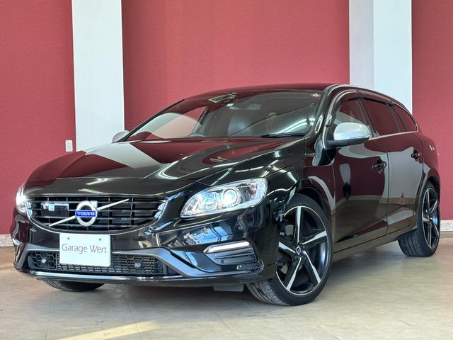 ボルボ Ｖ６０ Ｔ５　Ｒデザイン　ＡＣＣ・衝突軽減ブレーキ・レーンアシスト・サイドスポット警告・黒革シート・純正ナビ・バックカメラ・スマートキー・ＥＴＣ・ＨＩＤライト