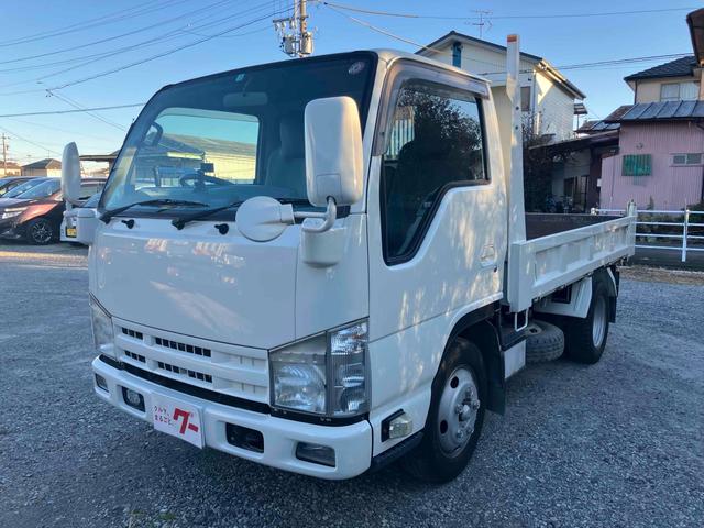 　ダンプ　ＡＴ　３．０ディーゼル　後輪ダブル　ＥＴＣ　ナビ　ＴＶ　キーレスエントリー　エアコン　パワステ　パワーウィンドウ　運転席エアバッグ
