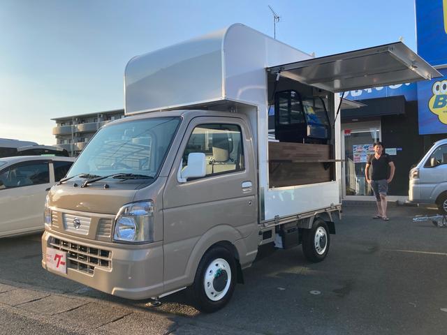 日産 nt100クリッパートラック キッチンカー 移動販売車 テーブル型冷蔵庫 シンク サブバッテリー2個搭載 ac充電 アウトリガー 外部電源取り込み 給水タンクオートマの中古車 車体価格ask 21 令和3 年式 走行126キロ 車体色ベージュii 静岡県有玉北町2284 日産 nt100クリッパートラック キッチンカー 移動販売車 テーブル型冷蔵庫 シンク サブバッテリー2個搭載 ac充電 アウトリガー 外部電源取り込み 給水タンクオートマの中古車 車体価格ask 21 令和3 年式 走行126キロ 車体色ベージュii 静岡県有玉北町2284