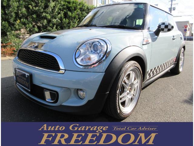 ミニ MINI 3 DOOR 2007年モデル S (MT)の価格・性能・装備 ミニ MINI 3 DOOR 2007年モデル S (MT)の価格・性能・装備