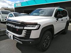 ランドクルーザー 300 GR SPORT 3列シート 3.5Lガソリン 赤黒革シート クールBOX JBLプレミアムサウンド 純正リアモニター JAOSサイドステップ・ルーフキャリア・フェンダー・ホイール ナビ ETC 前後ドラレコ 禁煙車 中古車画像