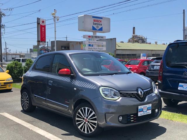 高い小回り性能！　狭い路地や車庫入れもお手のもの♪⇒ 浜松の輸入車専門店です。整備も安心です。ぜひ店頭へご来場下さい。