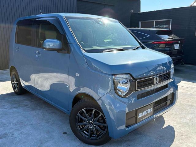 ナビ搭載！迷う道も知らない道も安心して走れます！ ベンチシート　ＣＶＴ　盗難防止システム　ＡＢＳ　ＥＳＣ　ＣＤ　ＵＳＢ