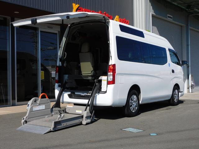 日産 ｎｖ３５０キャラバンバン 福祉装置点検済 チェアキャブｍタイプ 車いす２名 ８名乗車 福祉車両リフト アラウンドビューモニター 衝突軽減ブレーキ ドラレコ 可動式手すり 介護施設リースアップ車 キーレス 全国対応１年保証付きの中古車 車体価格234万円 18 平成