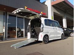 ホンダ　Ｎ−ＢＯＸカスタム　Ｌ　スロープ　車いすスロープ　ワンオーナー