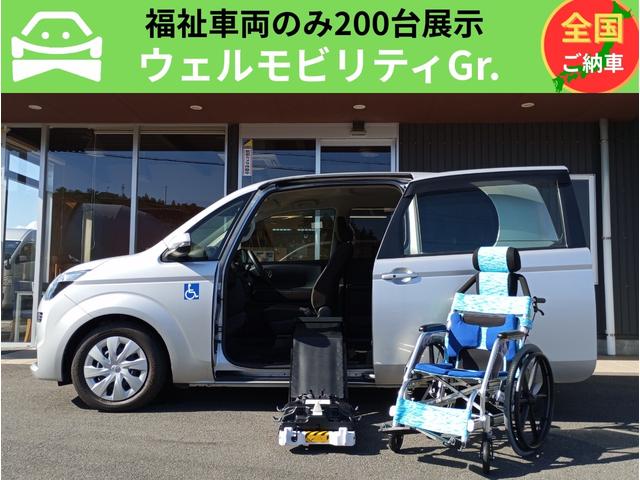 スペイド(トヨタ) Ｘ　サイドアクセス車　専用車いす仕様　車検２年付　助手席リフトアップシート　リモコン式回転昇降シート　３名乗車　　パワースライドドア　Aftermarketナビ　バックカメラ　ＥＴＣ　トヨタセーフティセンス　全国対応１年保証付き　修復歴無し 中古車画像