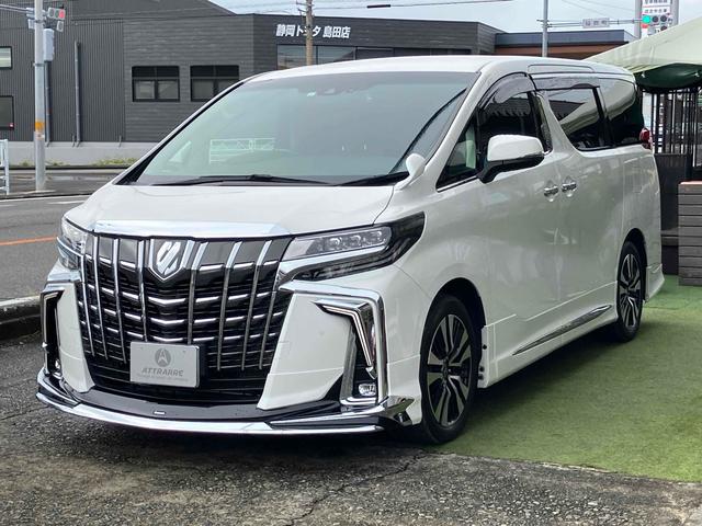 旅行先でもナビがあれば安心！安心ナビ付！ ＬＥＤヘッドランプ　電動リアゲート　スマートキー　電動格納ミラー　ＣＶＴ