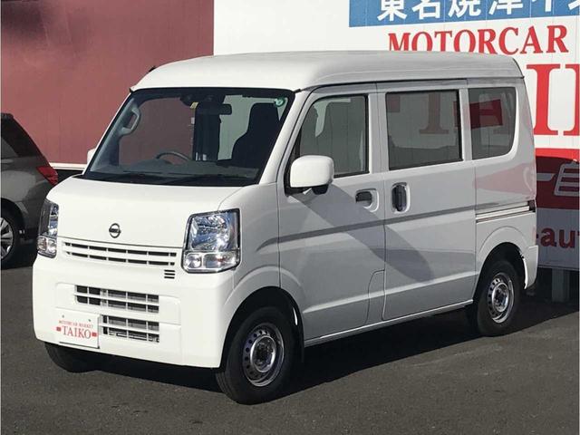 DX GLエマージェンシーブレーキパッケージ 4WD 届出済未使用車 車中泊ベッドキット付(1枚目)