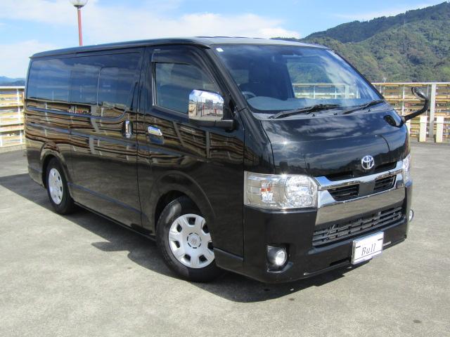 トヨタ ハイエースバン