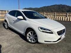 V40 D4 インスクリプション 純正ナビ Bカメラ 黒革シート Pシート シートH クルーズC パドルシフト 衝突警告 レーンキーピングエイド Pセンサー ETC 中古車画像
