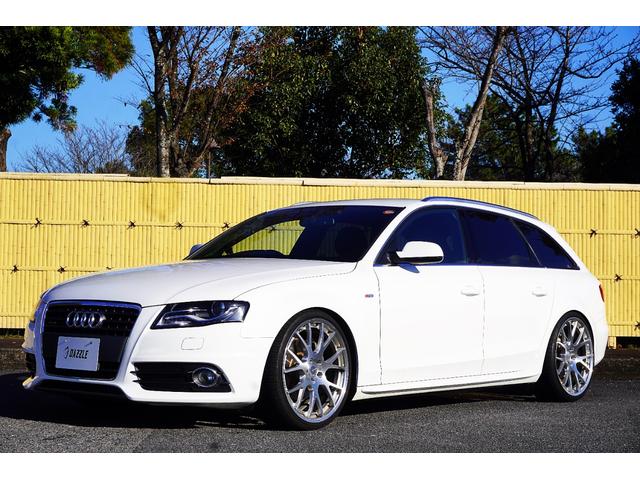 Ａ４アバント(アウディ) ２．０ＴＦＳＩクワトロ　Ｓライン／１オーナー／ＷＯＲＫグノーシスフォージド２０ＡＷ／ＫＷDampers／Aftermarketカーボンハンドル／純正ナビ／ＴＶ／Ｂカメラ／ＥＴＣ／スマートキー／プシュスタート／オートエアコン／電動格納ミラー／ 中古車画像