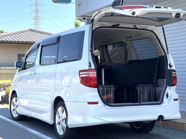 トヨタ アルファードｇ キャンピングカー トランポ 新品架装 車中泊 ８ナンバー キャンパー ベッドキット バンコン 事務室 移動販売車の中古車 車体価格69 1万円 07 平成19 年式 走行8 6万キロ 車体色パールホワイト 奈良県磯城郡三宅町伴堂４０ ７ オーダーメイド