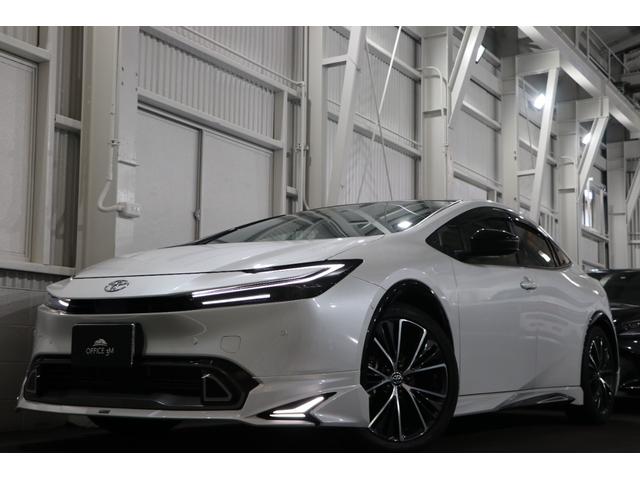 プリウスＺ入庫いたしました！