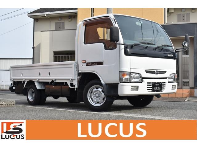 日産 アトラストラック ＰＳ　ＰＷ　２．０　ガソリン　４ＡＴ　積載１５００ｋｇ　ＰＳ　ＰＷ　２．０　ガソリン　４ＡＴ　オートエアコン　電格ミラー　積載１５００ｋｇ　ＥＴＣ　リアＷタイヤ　フロントフォグランプ　荷台寸法　長さ３０６ｃｍ　幅１６１ｃｍ　高さ３８ｃｍ