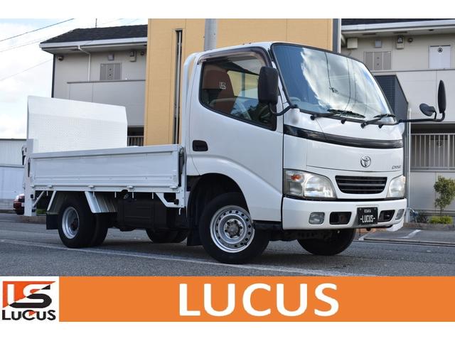 ロングジャストロー　垂直パワーゲート　長さ１２１ｃｍ積載１５００ｋｇ　総重量３５９５ｋｇ　５ＭＴ　社外メモリーナビ　ＥＴＣ　フォグランプ　パワーウィンド　３人乗り