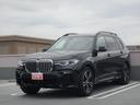 Ｘ７ ｘＤｒｉｖｅ　３５ｄ　Ｍスポーツ　リアシートエンターテインメントシステム　スカイラウンジパノラマガラスサンルーフ　ウェルネスパッケージ　５ゾーンエアコン　ヘッドアップディスプレイ　シートヒーター＆クーラー　６人乗り　１オナ　禁煙車（1枚目）