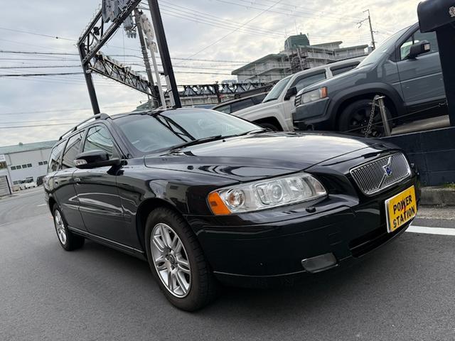 最終型クラシック！当社お客様買取り禁煙内外装上質車！ レザーシート！サンルーフ！Ｂｌｕｅｔｏｏｔｈ！全国販売納車お任せ下さい！