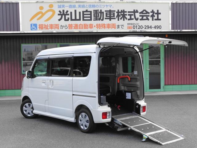 日産 ＮＶ１００クリッパーリオ 　チェアキャブ　スロープ　車いす乗降用電動ウインチ　分割可倒式リヤシート付４人乗り（車いす乗車時も車いす＋座席３で４人乗りが可能）エマージェンシーブレーキ　インテリジェントキー