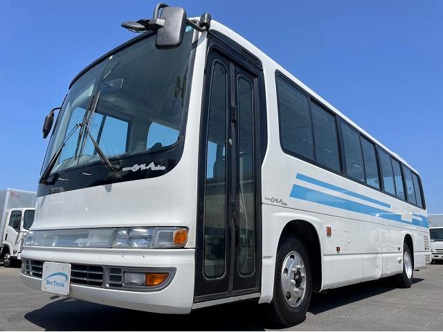 ガーラ 　車検整備付　令和７年５月まで　Ｈ１７年式　送迎バス　定員５７人　４６席　ＤＥＮＳＯ　デンソー　オートエアコン　ＡＵＴＯ　Ａ／Ｃ　後輪エアサス　中型　大型　送迎バス　中古バス（1枚目）