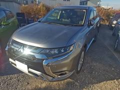 アウトランダーPHEV G /クイックチャージ,アルパインナビ、後席モニター付き、車検9年11月まで! 中古車画像