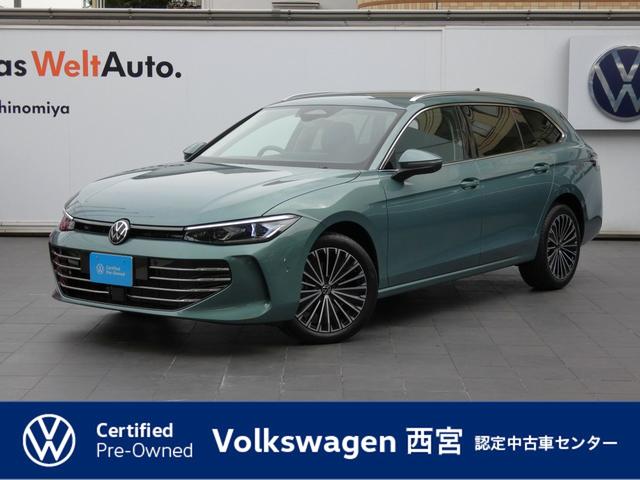 上質なドライブを支える確かな造りと先進の安全装備 新開発のプラットフォームにより、後席の足もとまで広々とした空間を実現。