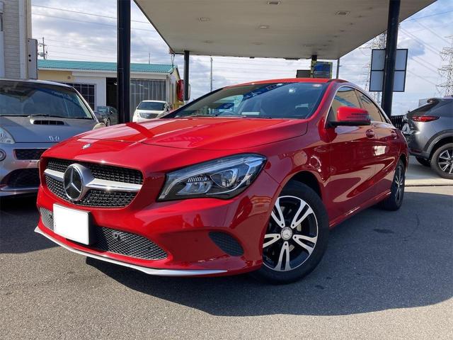 メルセデス・ベンツ ＣＬＡクラス ＣＬＡ１８０　ナビ　バックモニター　ＥＴＣ　ドライブレコーダー　スマートキー　ディーラー車　右ハンドル　パドルシフト　オートライト　純正アルミホイール