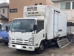 いすゞ　エルフトラック　３ｔ　ワイドロング　冷凍車　−５℃中温式