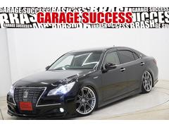 クラウンハイブリッド ロイヤルサルーン ハイブリッド/社外エアロ/社外車高調/社外レオンハルト20インチ/純正ヘッドライト・テールランプ/社外リアピースマフラー/パワーシート/シートヒーター/オートクルーズコントロール/バックカメラ/ETC 中古車画像