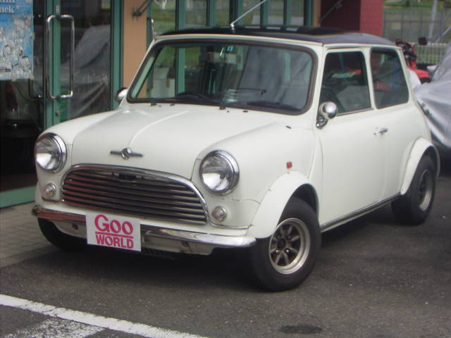 ＭＩＮＩ クーパー　ＭＴ４速　キャブ　ウェバー　内装ブラック　１０インチアルミホイール　ＭＫ１テール　保証付き（1枚目）