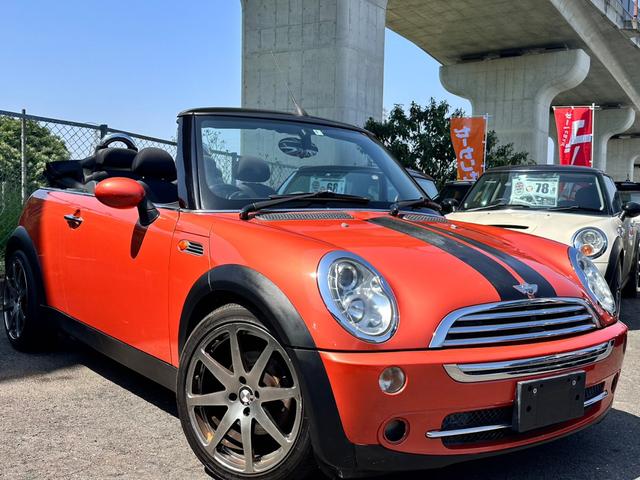 ＭＩＮＩ(ミニ) クーパー　コンバーチブル　電動オープン　車検整備付き　修復歴無し　正規ディーラー車　社外アルミホイール 中古車画像