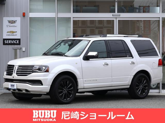 ベースグレード　正規ディーラー車　２０１６ｙモデル　３．５Ｌエコブースト　純正国内ナビ・地デジＴＶ　レザーシート　ヒーター・ベンチレーター　サンルーフ　パワーランニングボード　フロント・サイドカメラ　ドラレコ　ＥＴＣ