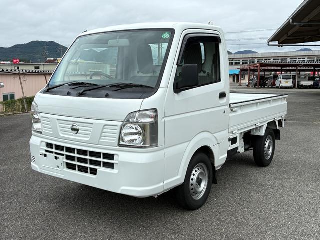 ＮＴ１００クリッパートラック ＤＸ農繁仕様　５速マニュアル　Ｈｉ－Ｌｏ切替付パートタイム４ＷＤ　デフロック　走行５４６０ｋｍ（1枚目）