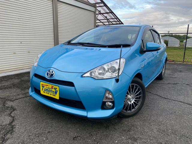 水色のアクア入荷いたしました！ ルームクリーニング済で綺麗な車両です！車検整備２年付きでのご販売です！